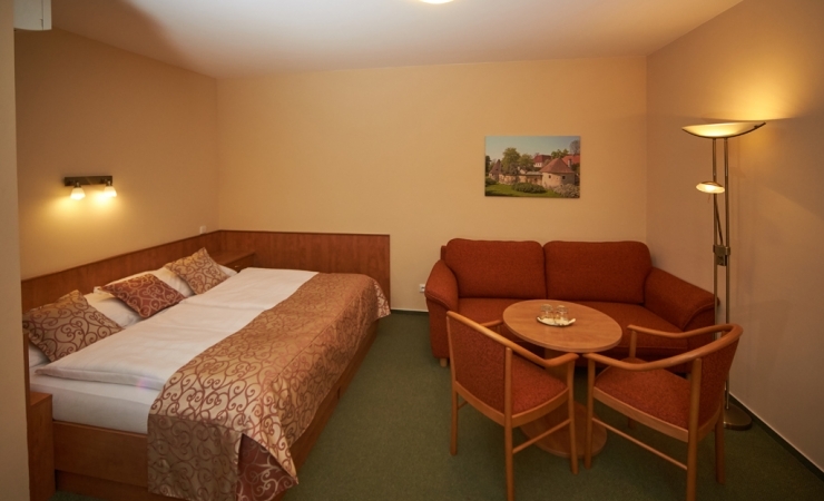 Room no. 9 - Junior Suite (sleeps 2 – 4)